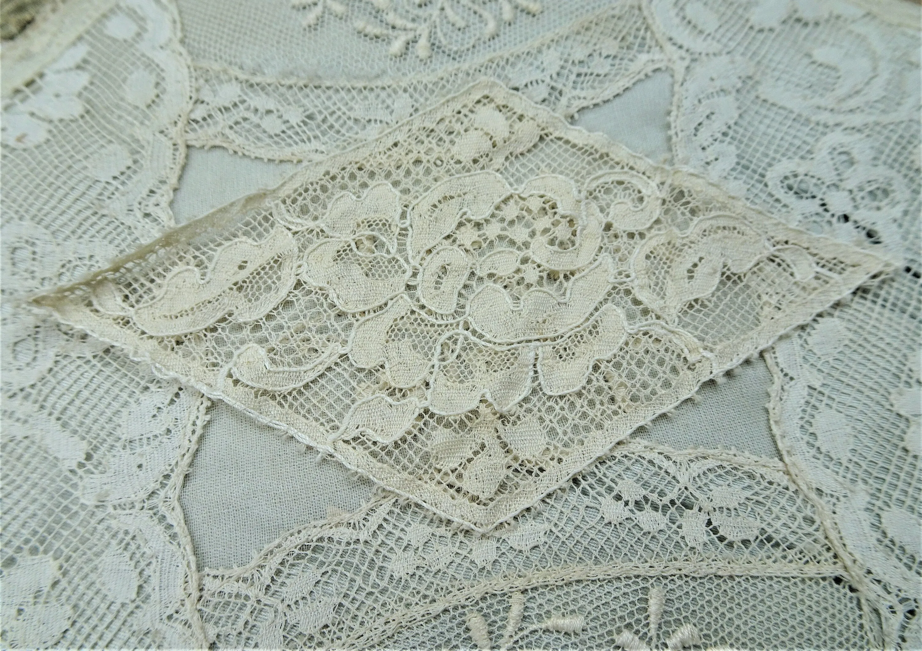 ANTIQUE French Lace Applique,Victorian,Edwardian,Antique Valenciennes,Blonde Lace,Netted Mixed Lace,For Dolls,Wedding Gowns,Collectible Lace