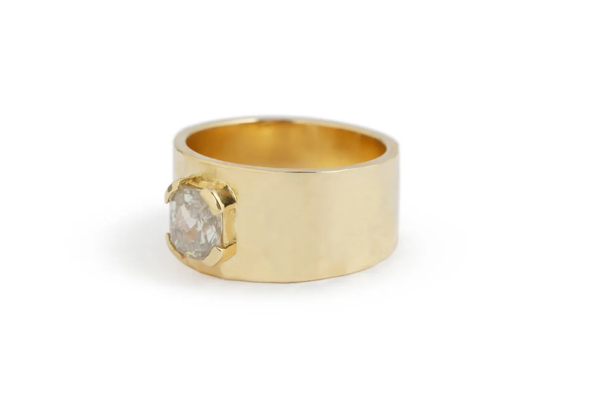 Armored Prong 1.08 carat Sapphire Cigar Band Ring