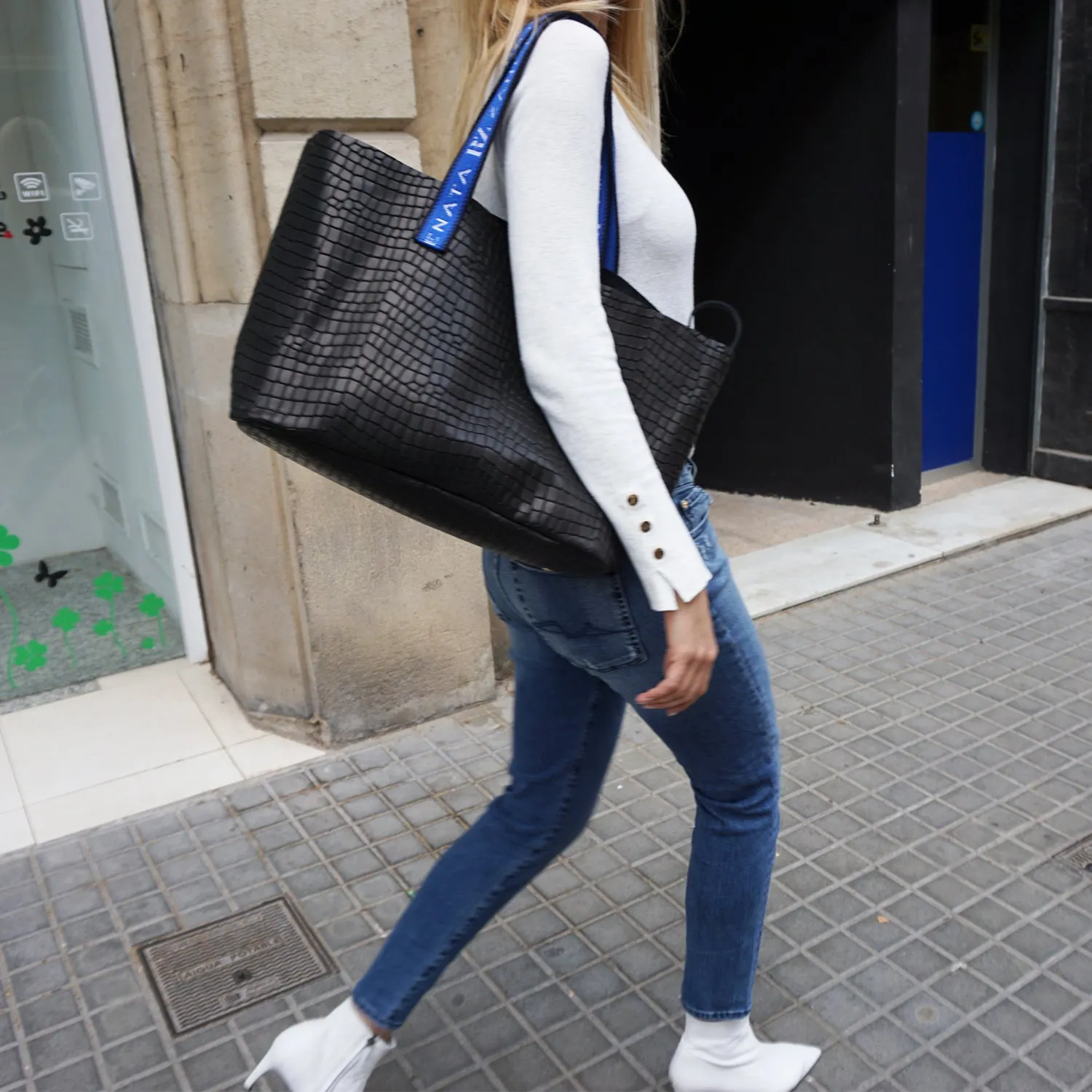 California black bag with text straps