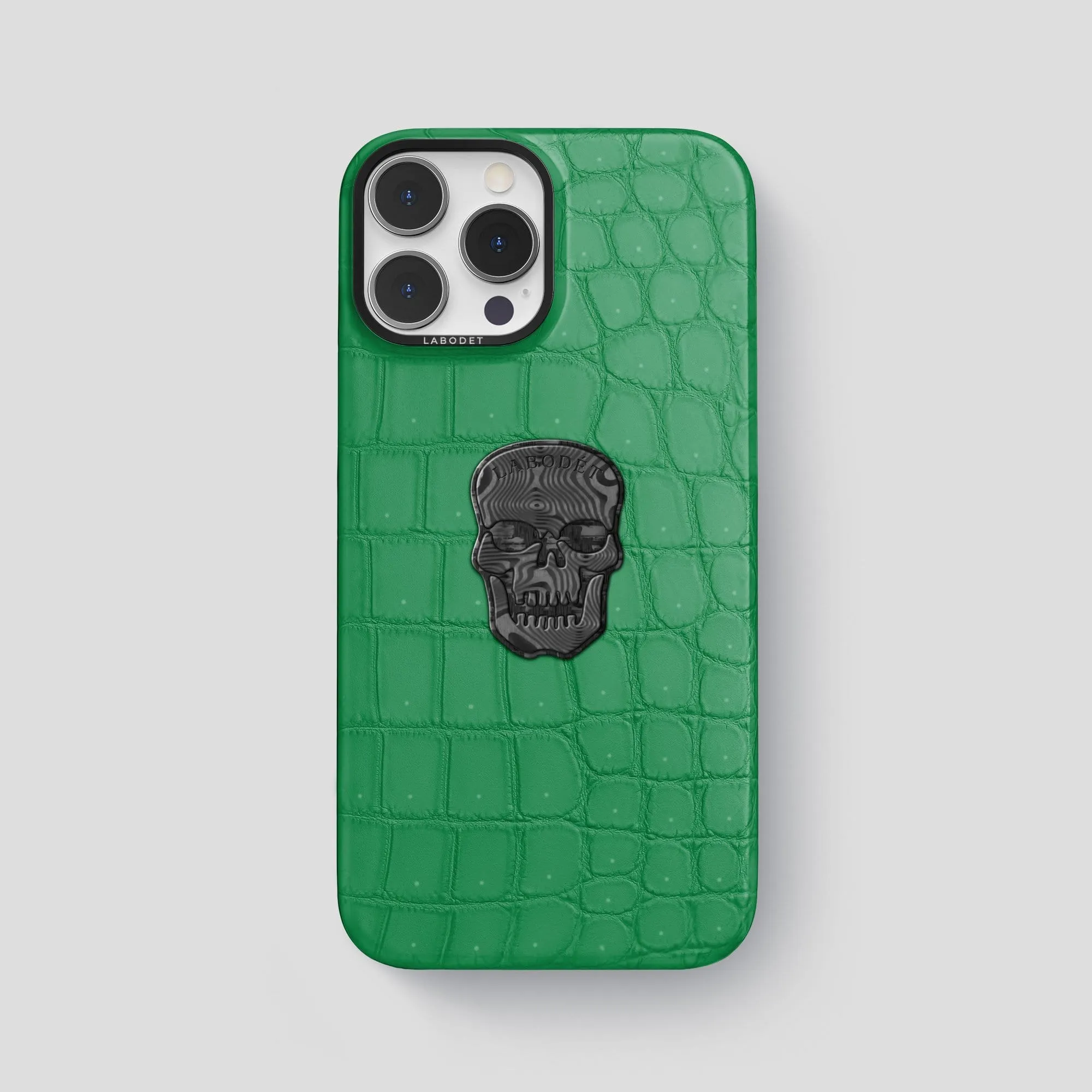 Classic Case With Carbon Skull For iPhone 14 Pro Max In Porosus Crocodile