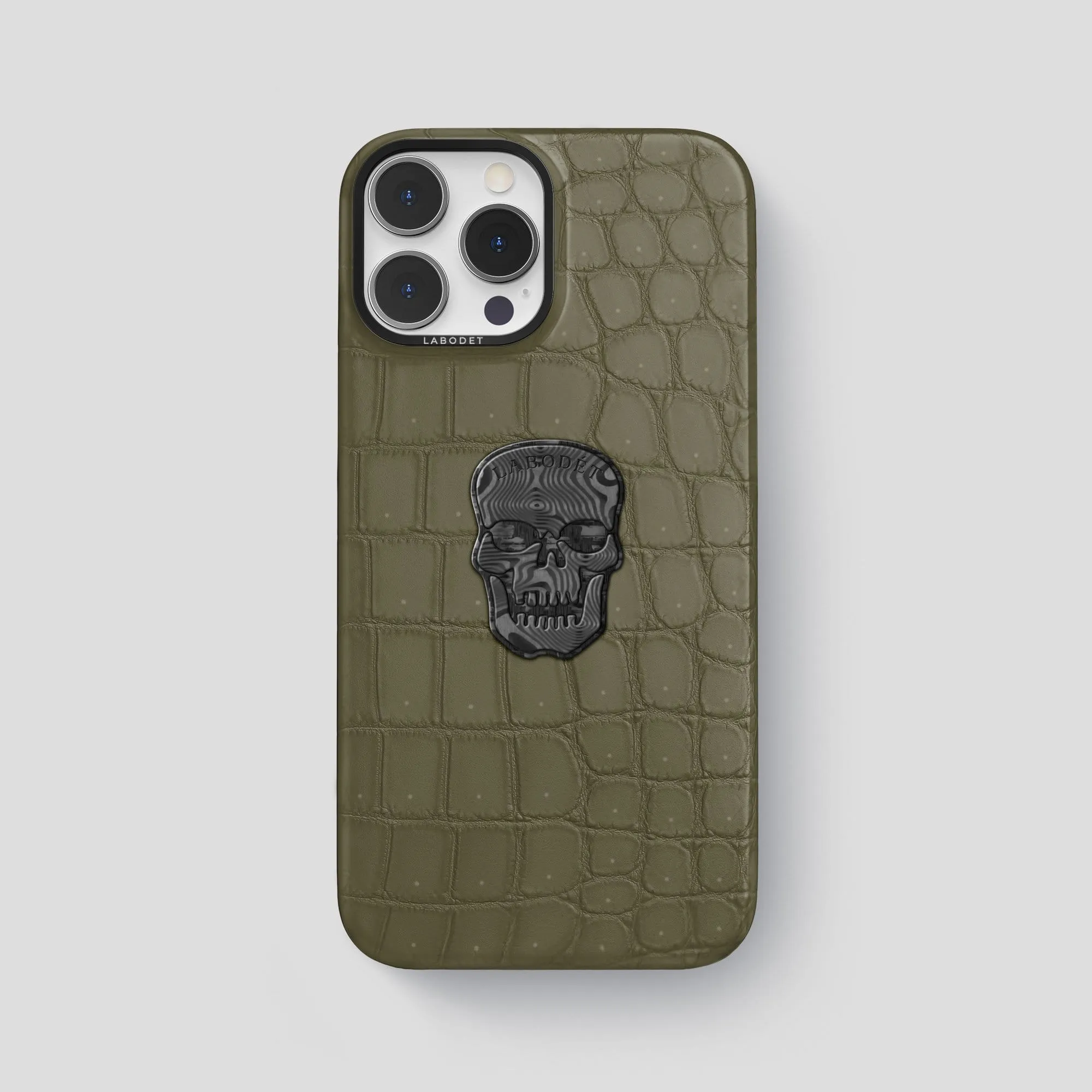 Classic Case With Carbon Skull For iPhone 14 Pro Max In Porosus Crocodile
