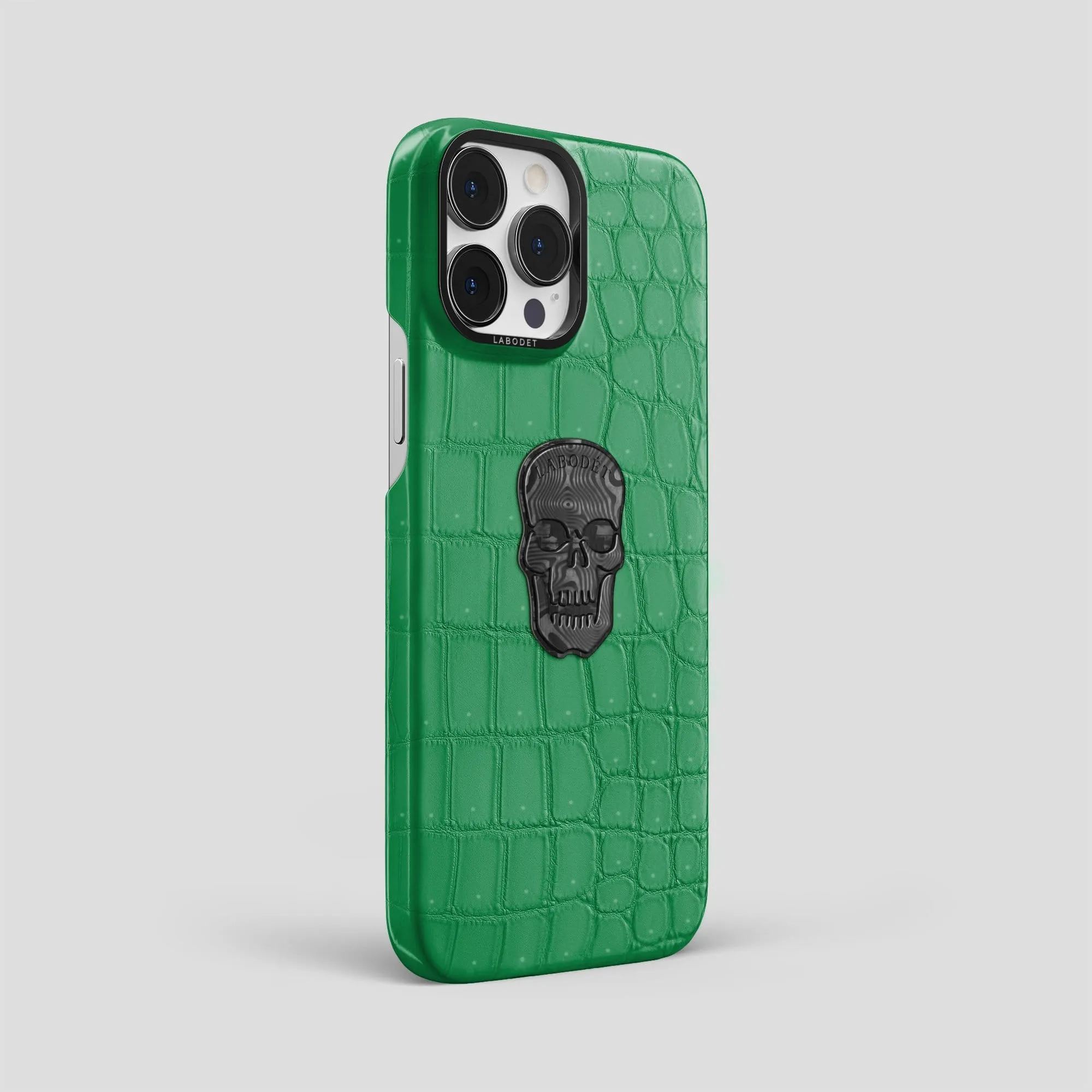 Classic Case With Carbon Skull For iPhone 14 Pro Max In Porosus Crocodile