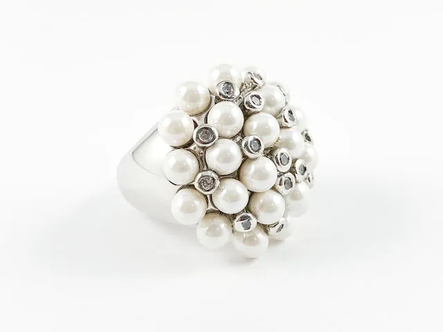 Elegant Modern Pearl Flower Design Brass Ring
