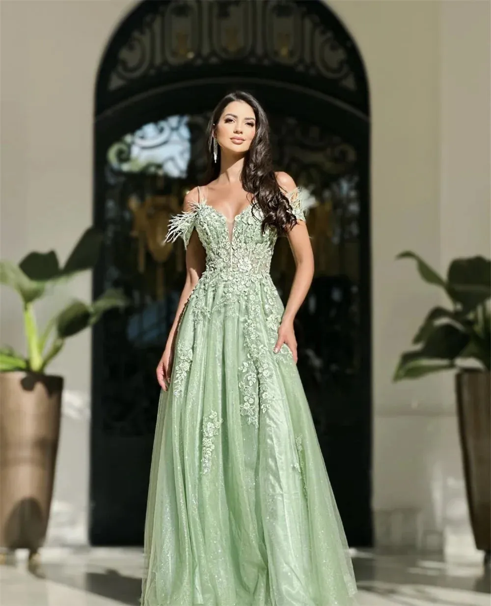 Elegant Sleeveless Side High Split Lace Embroidery Evening Dress