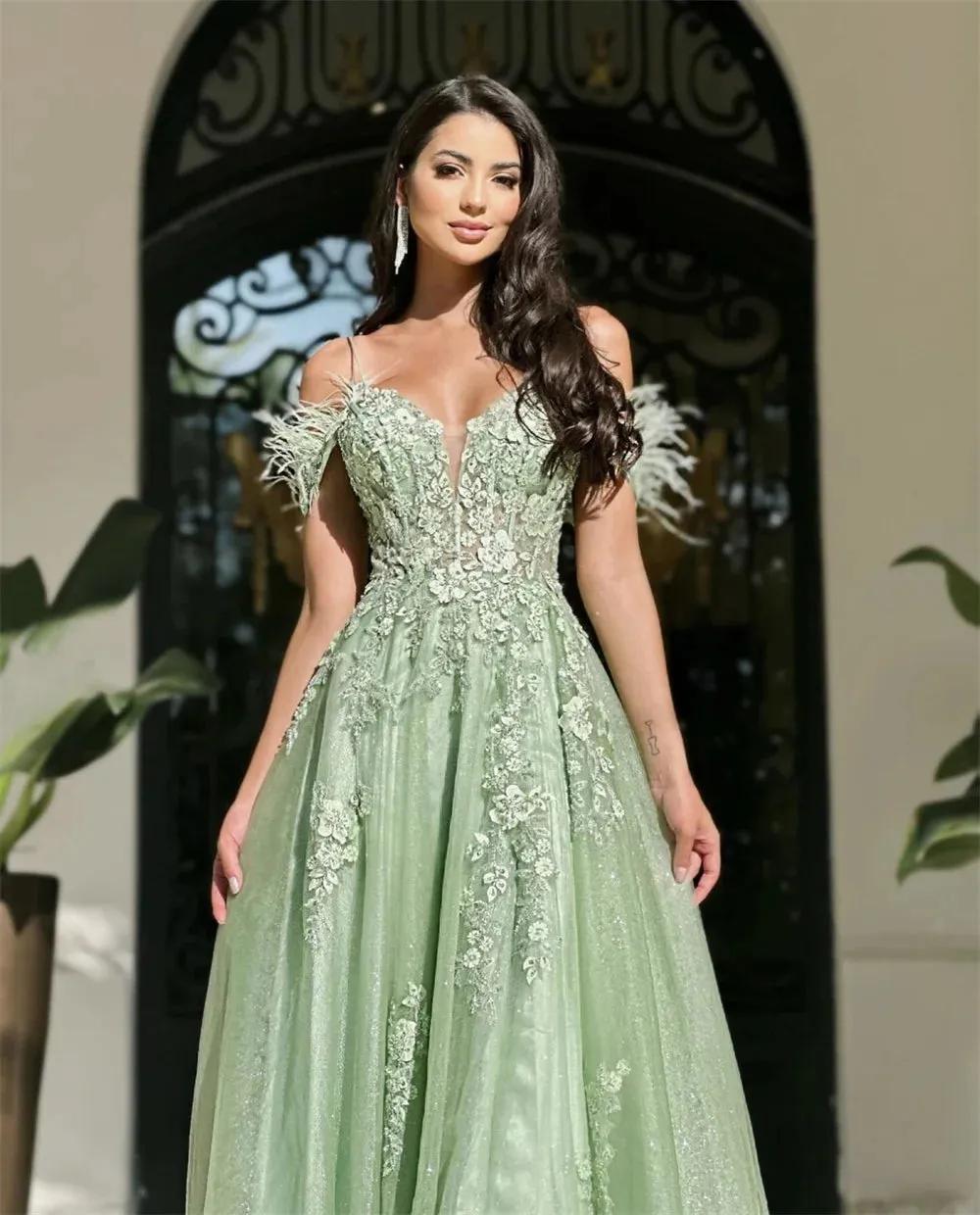 Elegant Sleeveless Side High Split Lace Embroidery Evening Dress