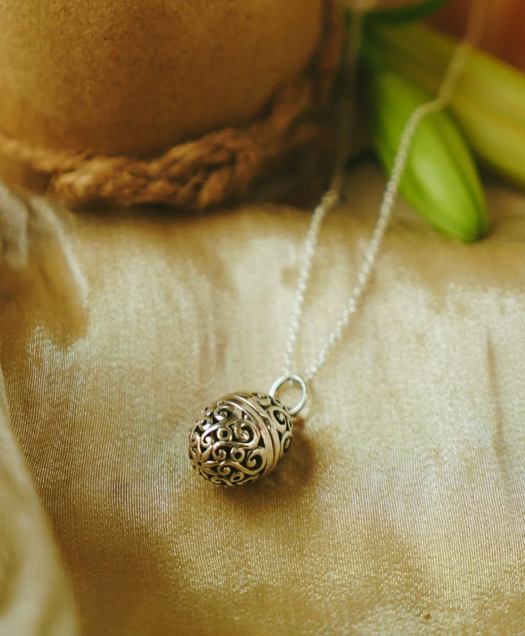 Ellis Necklace
