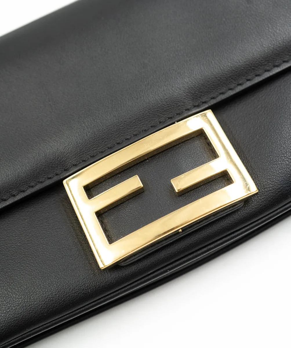 Fendi Black Double Face Baguette Cross Body Bag - AWL3981