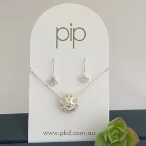 Gift Pack 6 Round burst drops and small flower necklace