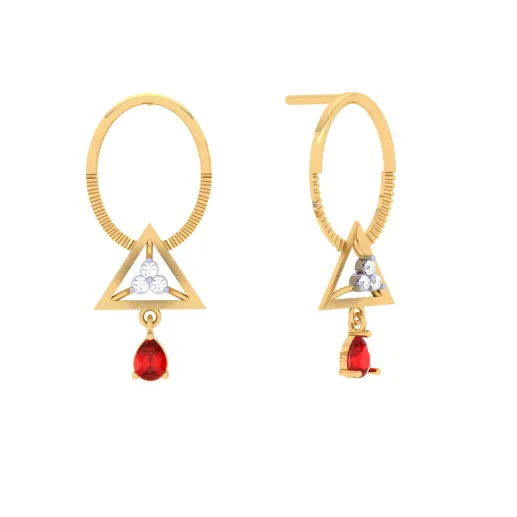Intricately Crafted Gold Earrings For Daily Use