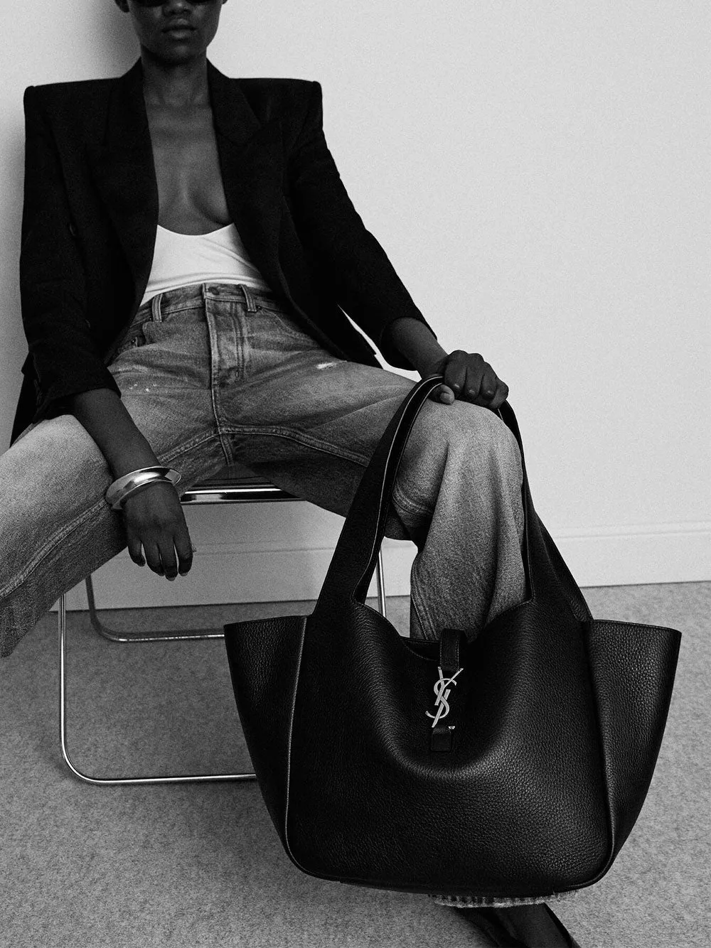 Le 5 à 7 shopping bag