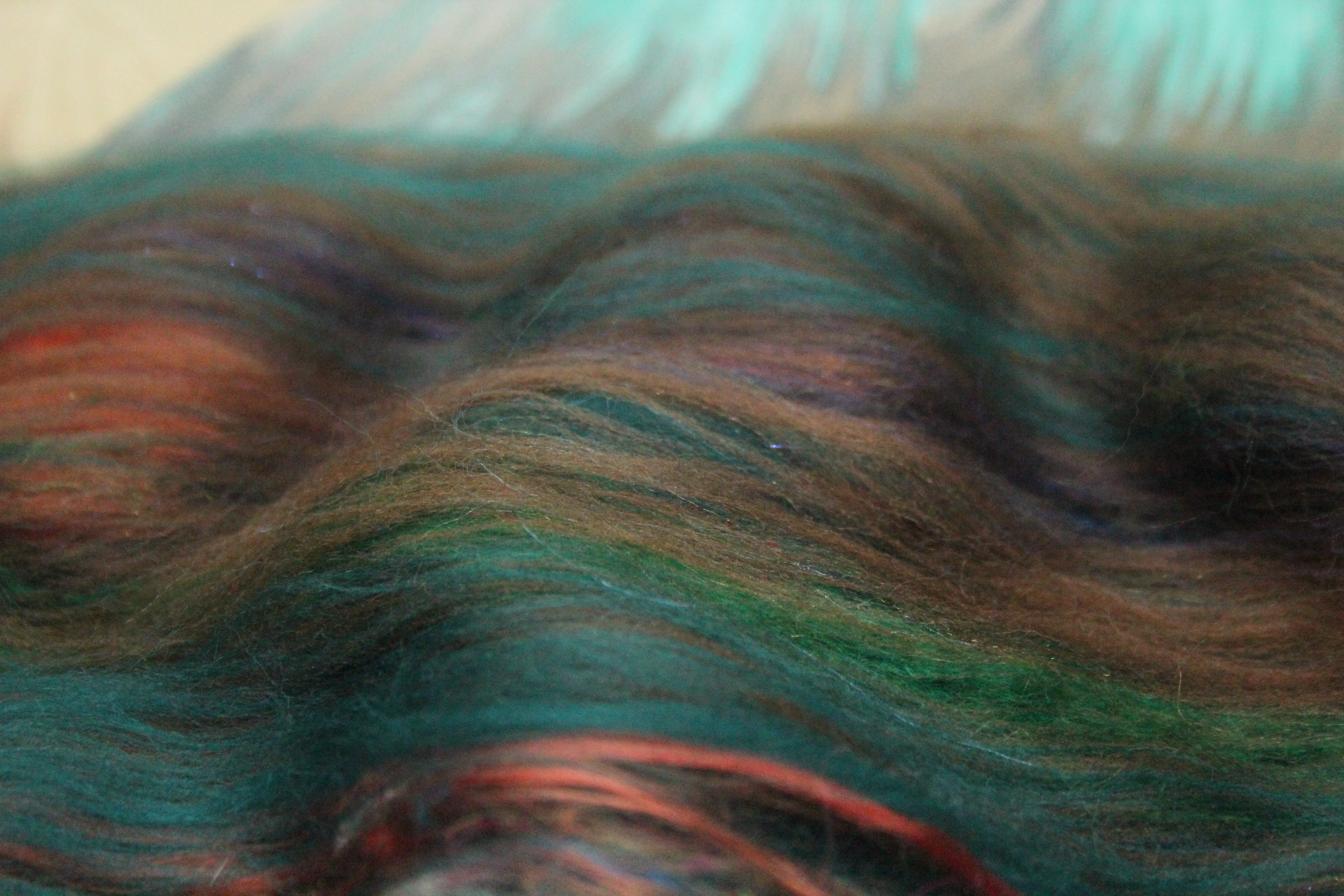 Merino Art Batt  - Black Brown Ultra-violet Green - 83 grams 2.9 oz - Wool for felting, spinning and weaving