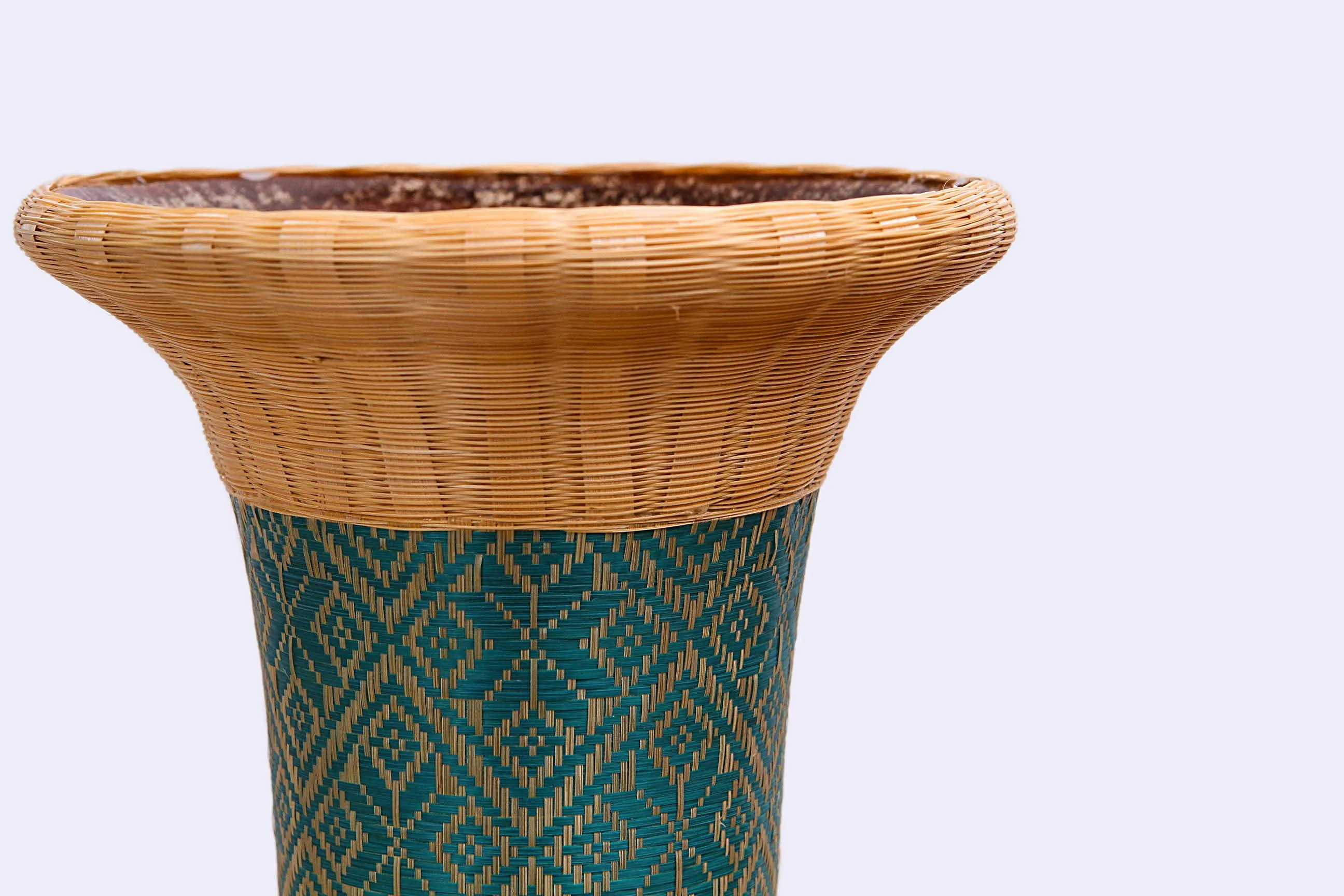 Moot Jak Sarn - Bamboo wicker vase ceramic (Green)