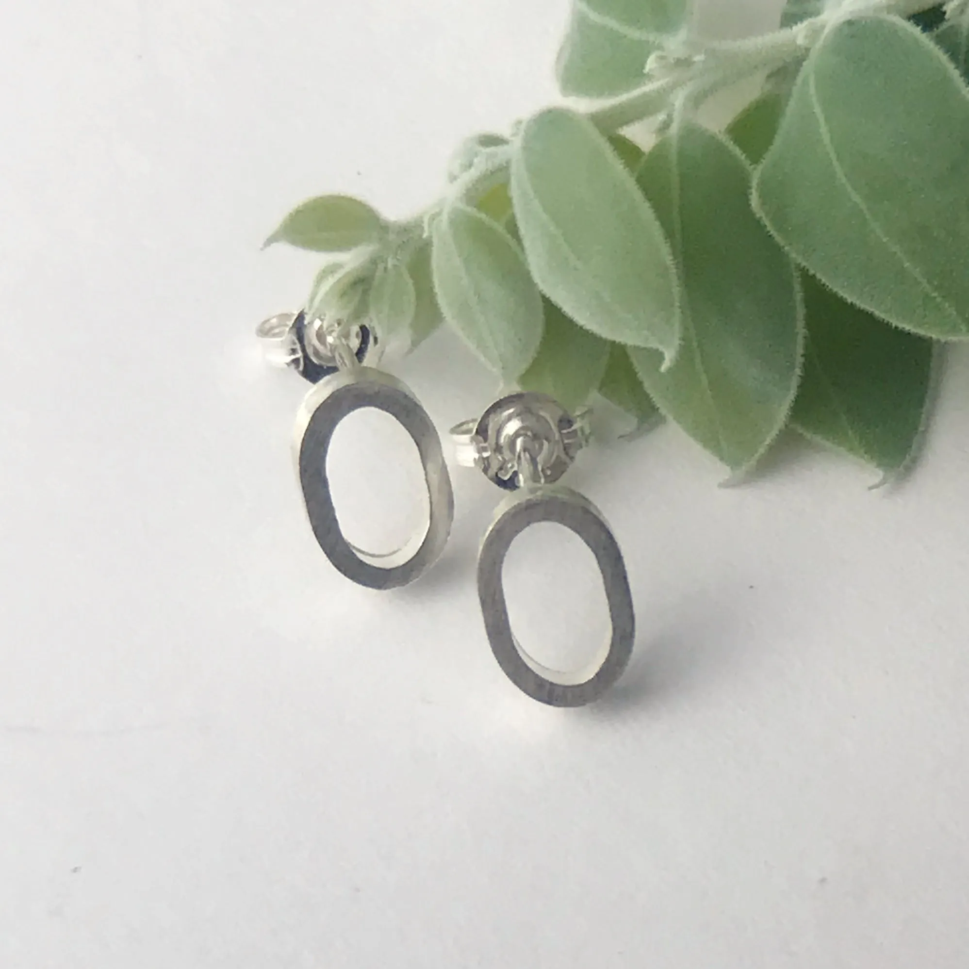Oval hole Silver studs